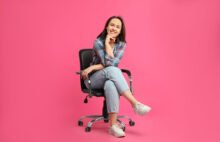 Bürostuhl richtig einstellen: Schritt-für-Schritt-Anleitung in 10 Minuten
